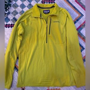 Patagonia Men's Large Greenish-Yellow Quarter Zip